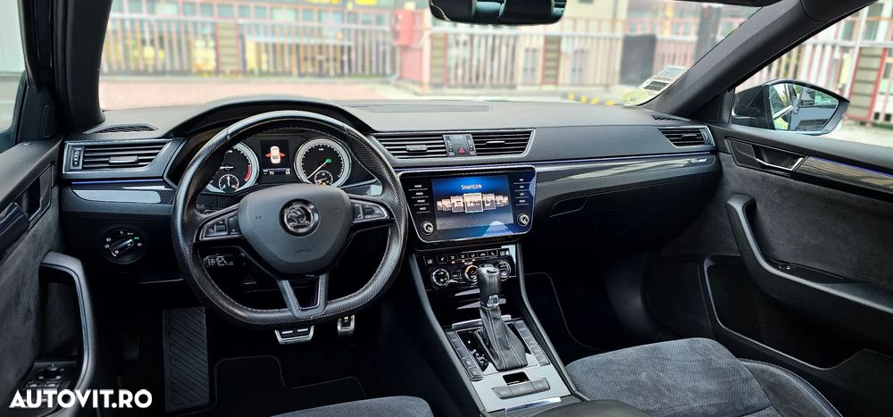 Skoda Superb 2.0 TDI DSG Sportline - 19