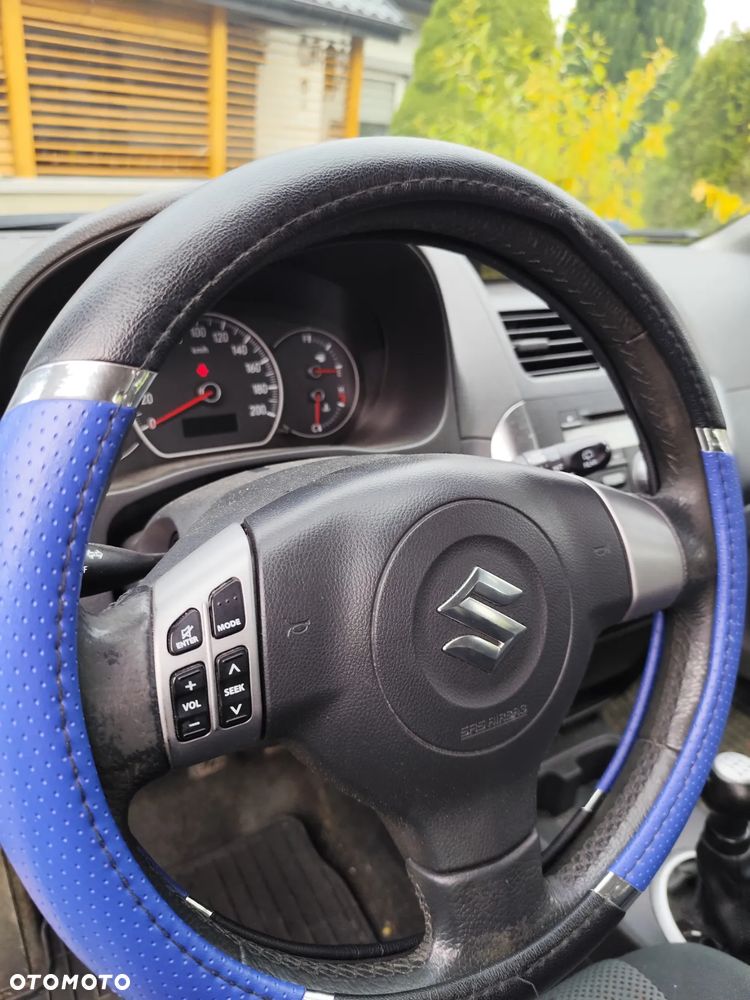 Suzuki SX4 1.5 - 7