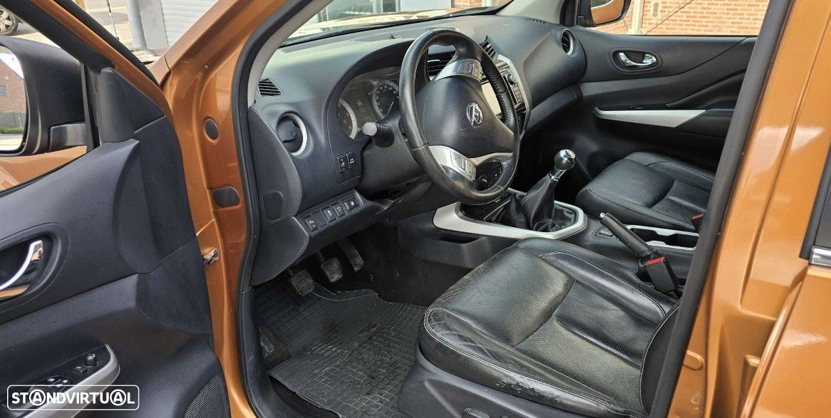 Nissan Navara 2.3 dCi CD 4WD Tekna - 13
