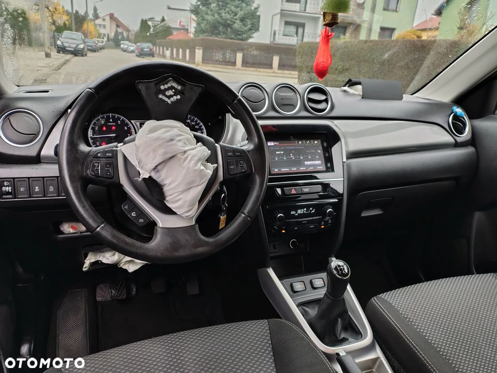 Suzuki Vitara - 19