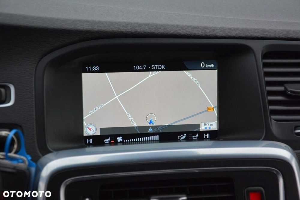 Volvo V60 D4 Geartronic Momentum Pro - 31