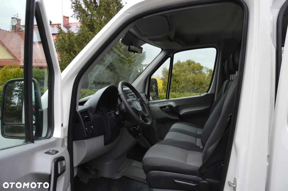 Volkswagen CRAFTER - 8