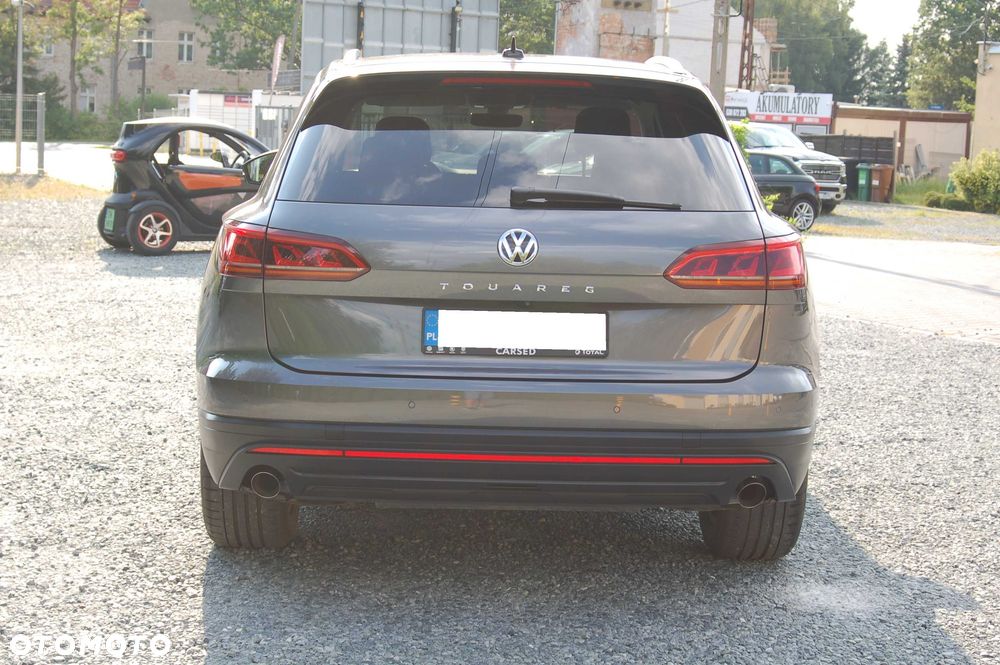 Volkswagen Touareg - 5