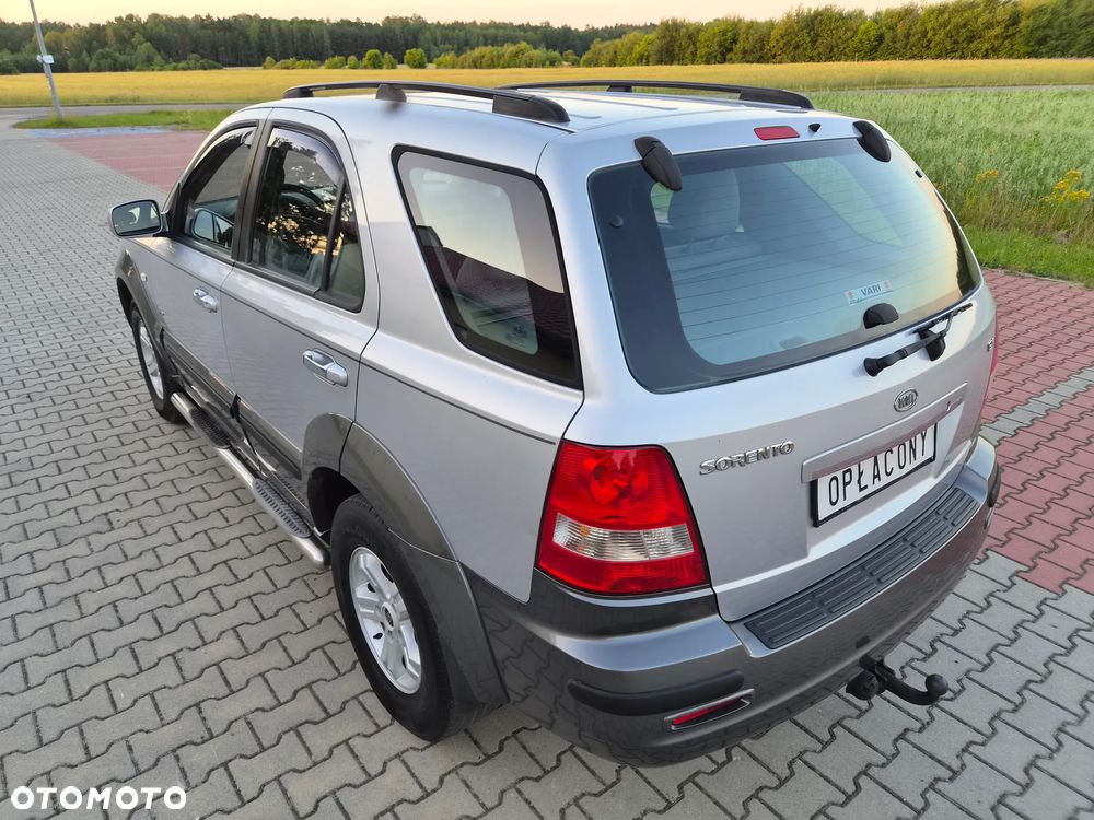 Kia Sorento - 16