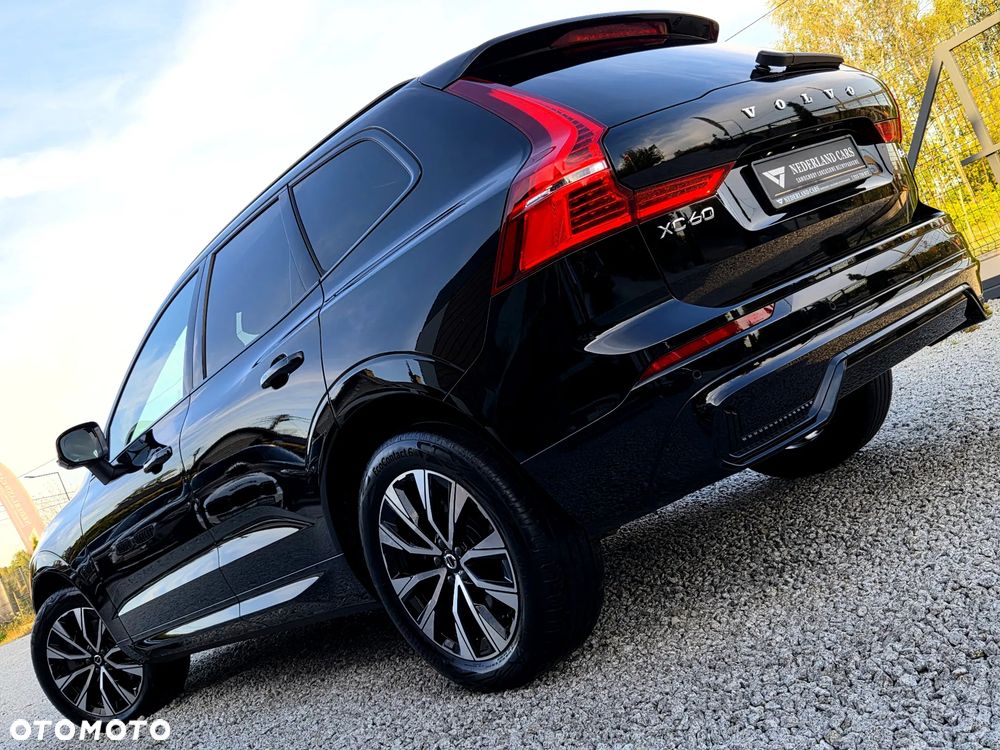 Volvo XC 60 B4 D Plus Dark - 9