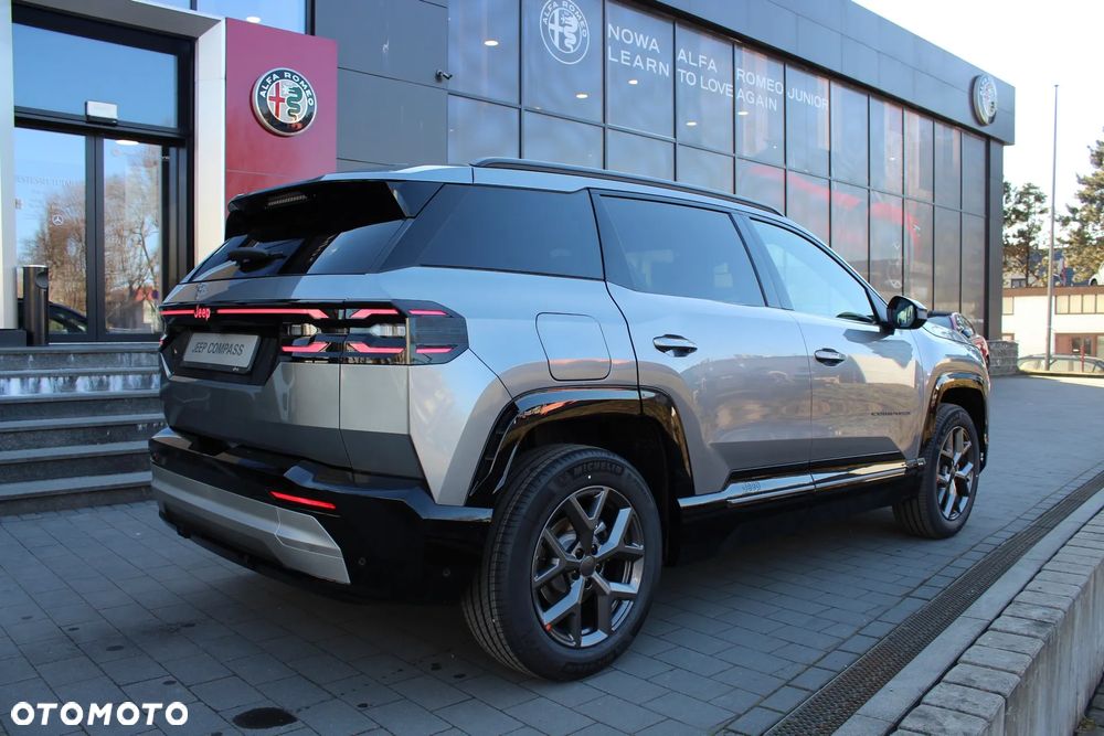 Jeep Compass 1.2 T3 mHEV First Edition FWD DCT - 12