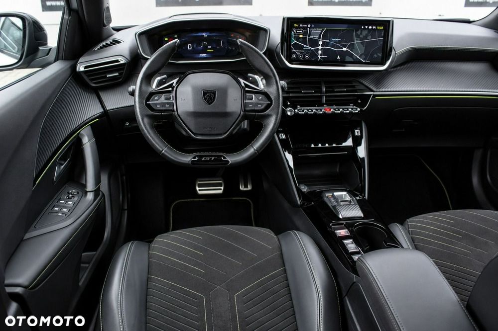 Peugeot 2008 1.2 PureTech GT S&S EAT8 - 11