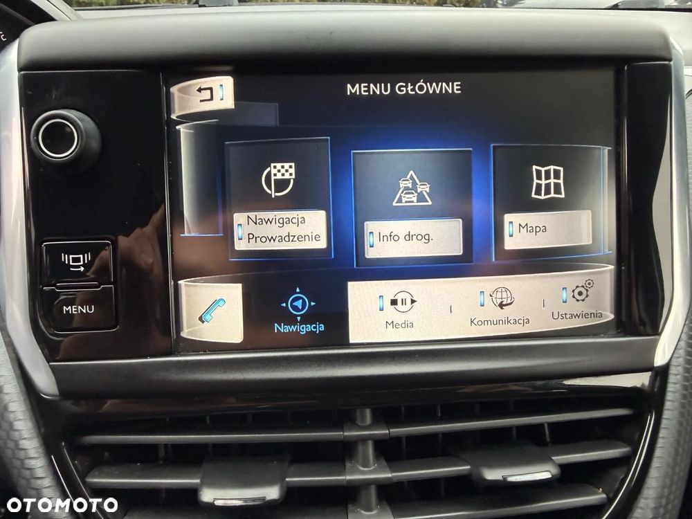 Peugeot 208 1.2 PureTech Allure - 13