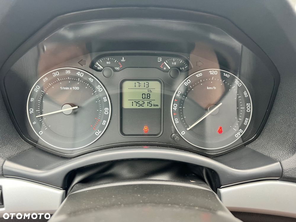 Skoda Octavia 1.6 Team Edition - 16