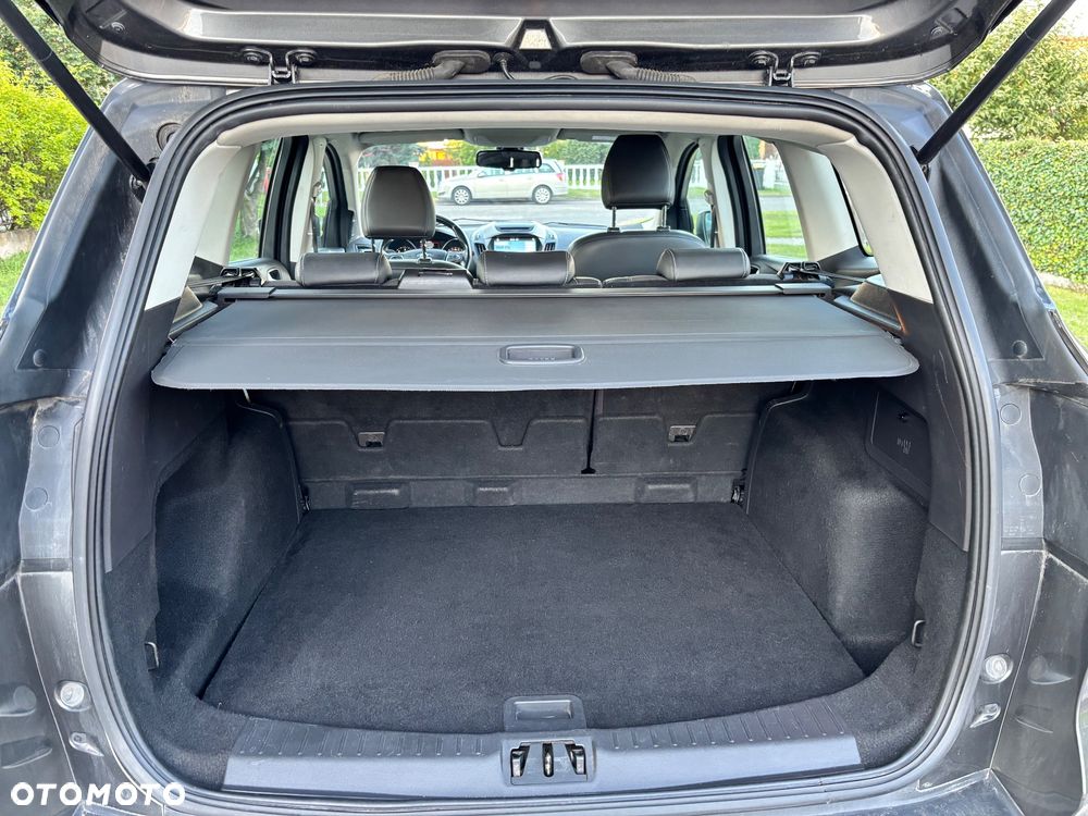 Ford Kuga 1.5 TDCi 2x4 Titanium - 8