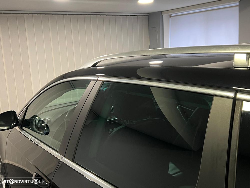 VW Passat Variant 2.0 TDi Sportline - 29