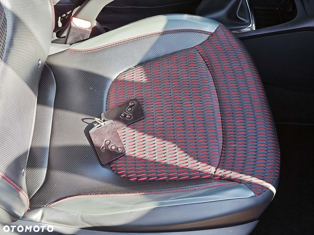 Renault Captur ENERGY dCi 90 Start&Stop Luxe - 14