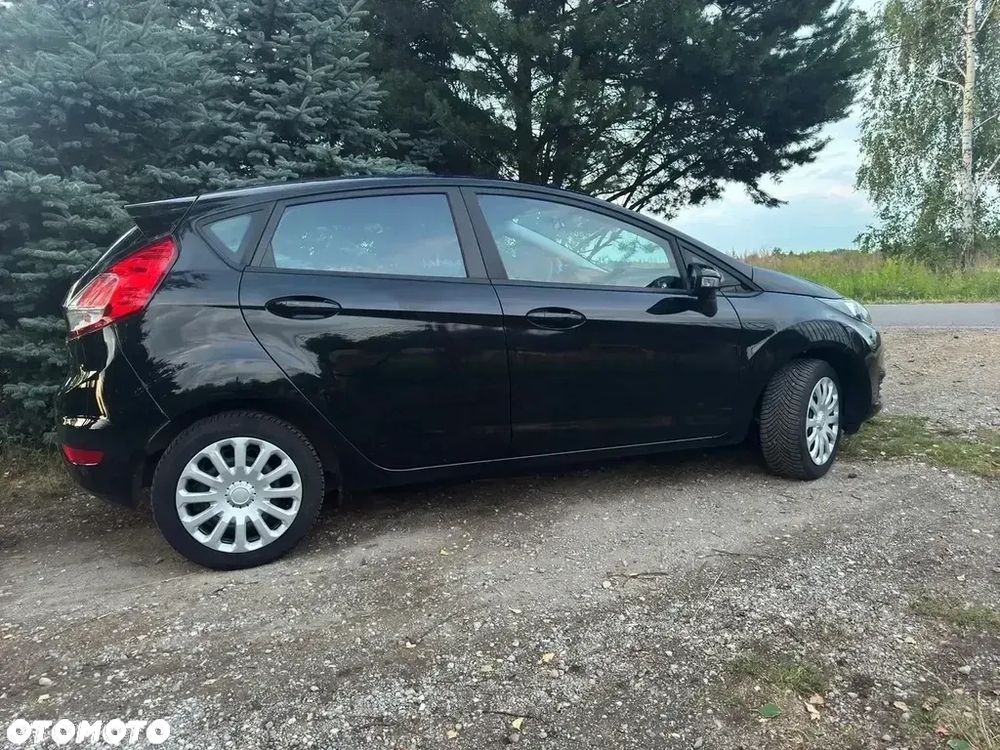 Ford Fiesta - 16