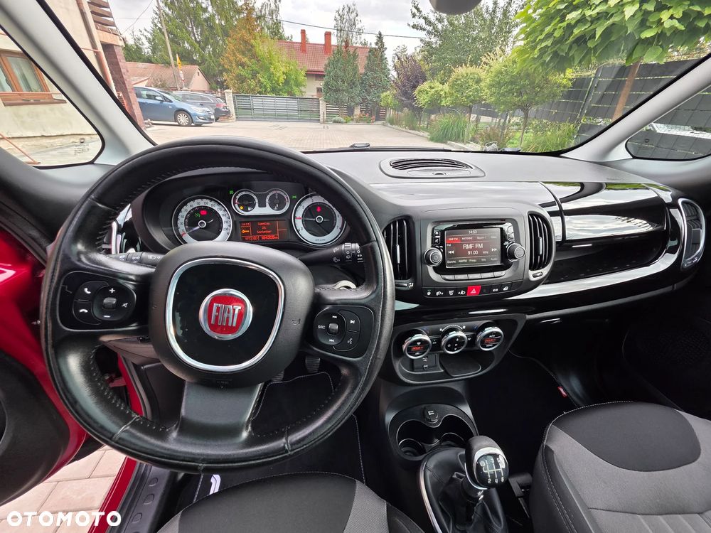 Fiat 500L 1.4 T-Jet 16V Lounge - 28