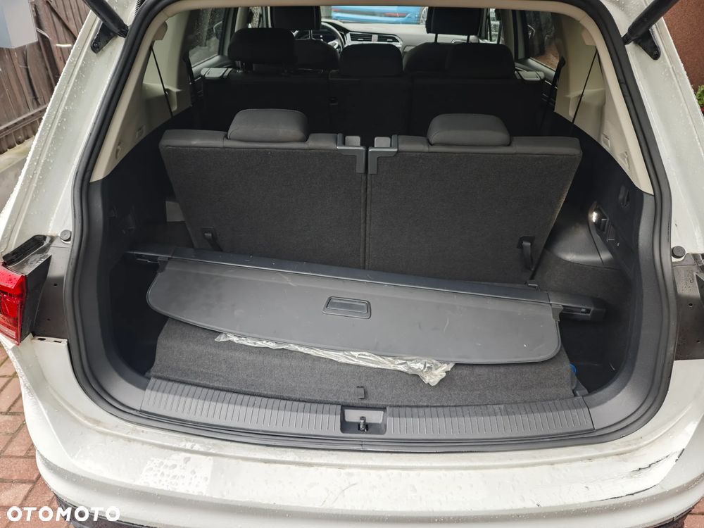 Volkswagen Tiguan - 24