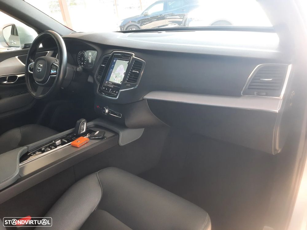 Volvo XC 90 T8 AWD Recharge Geartronic Inscription - 19