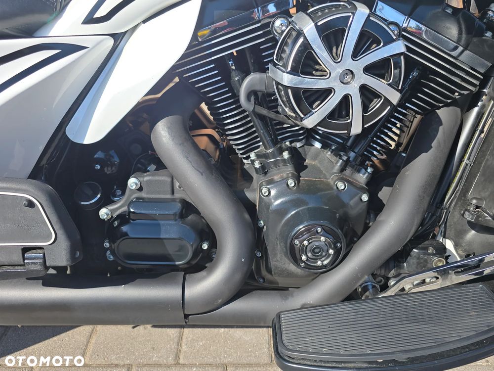 Harley-Davidson FLHS Electra Glide - 15