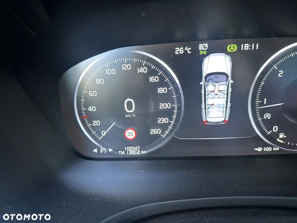 Volvo V60 D3 Drive-E Momentum - 37