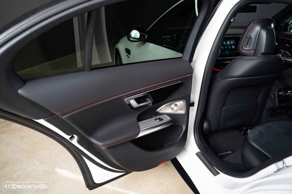 Mercedes-Benz E 53 AMG HYBRID 4Matic+ SpeedshiftFT TCT 9G - 50