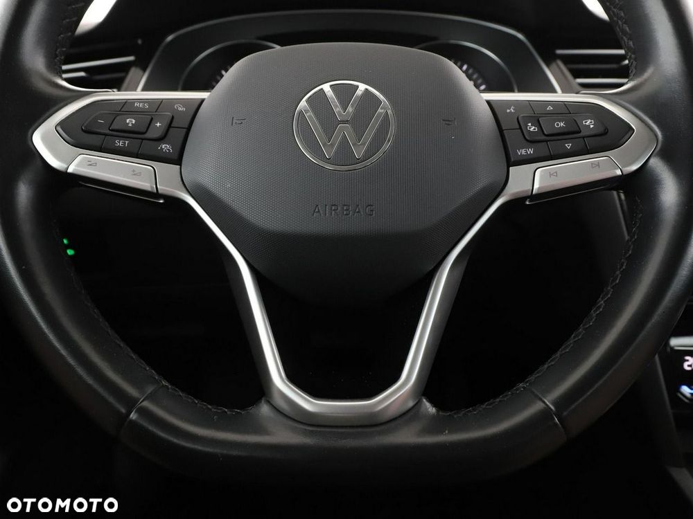 Volkswagen Passat Variant 2.0 TDI SCR DSG Business - 22