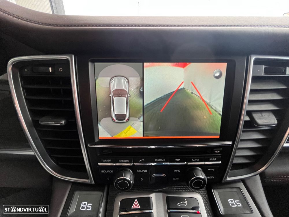 Porsche Panamera Edition - 11