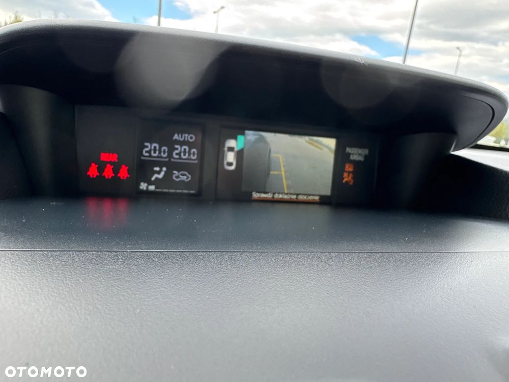 Subaru Forester 2.0 i Platinum (EyeSight) Lineartronic - 25