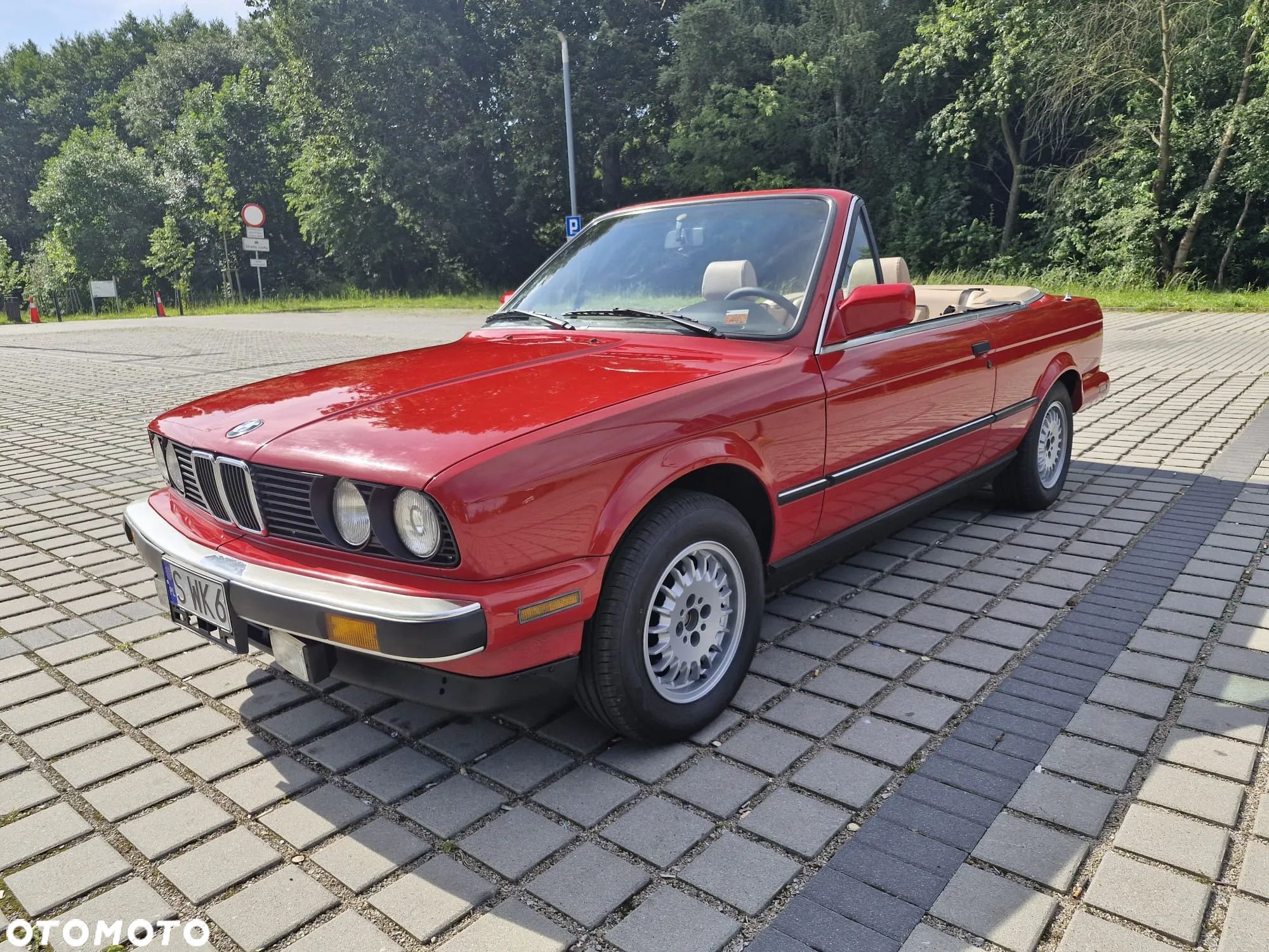 BMW Seria 3 323i - 1