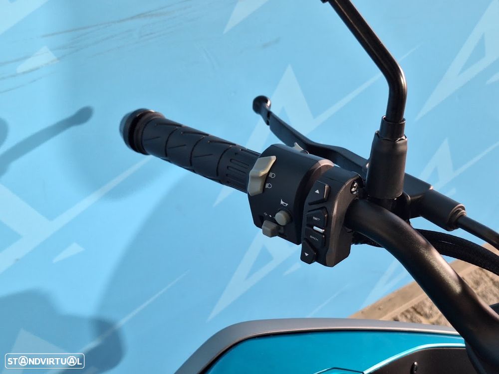 CF Moto 125NK - 8