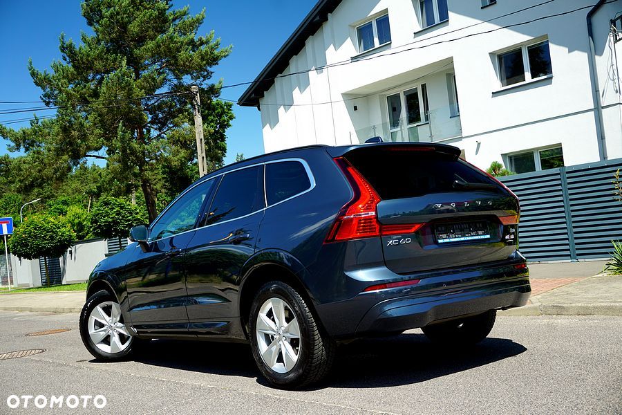 Volvo XC 60 B4 D Geartronic Momentum Pro - 6