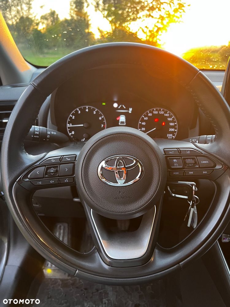 Toyota Yaris 1.5 Comfort - 2