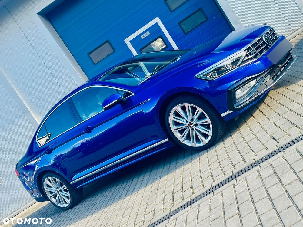Volkswagen Passat - 22