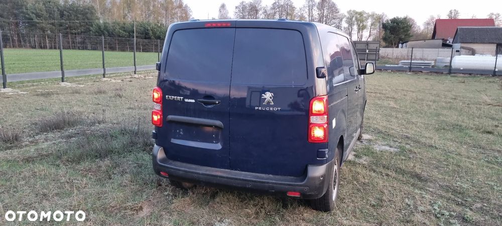 Peugeot expert - 8
