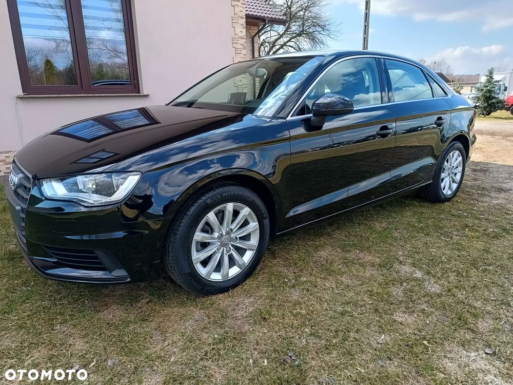 Audi A3 Limousine 1.6 TDI Attraction - 3