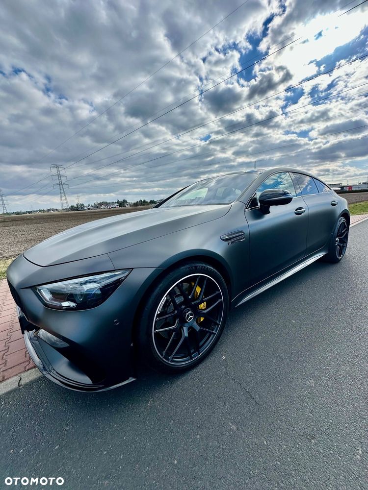 Mercedes-Benz AMG GT - 3