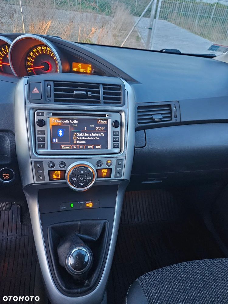 Toyota Verso 1.8 Sol plus - 15