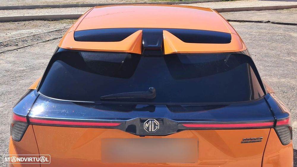 MG MG4 64 kWh Luxury - 27