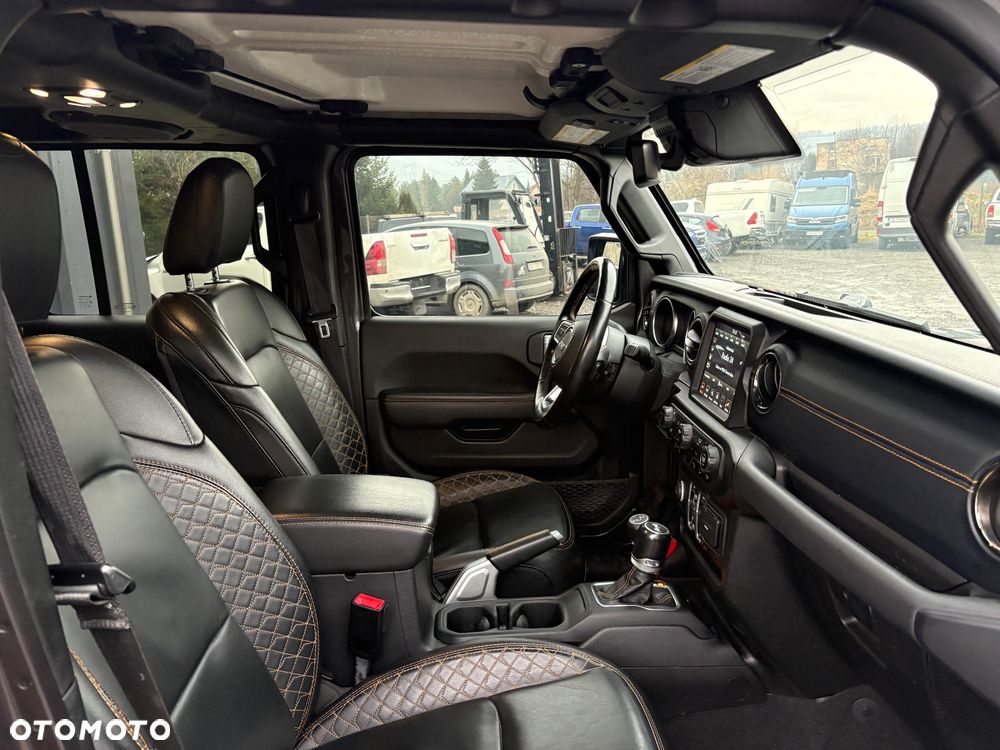 Jeep Wrangler Unlimited 3.6 Automatik Golden Eagle - 11