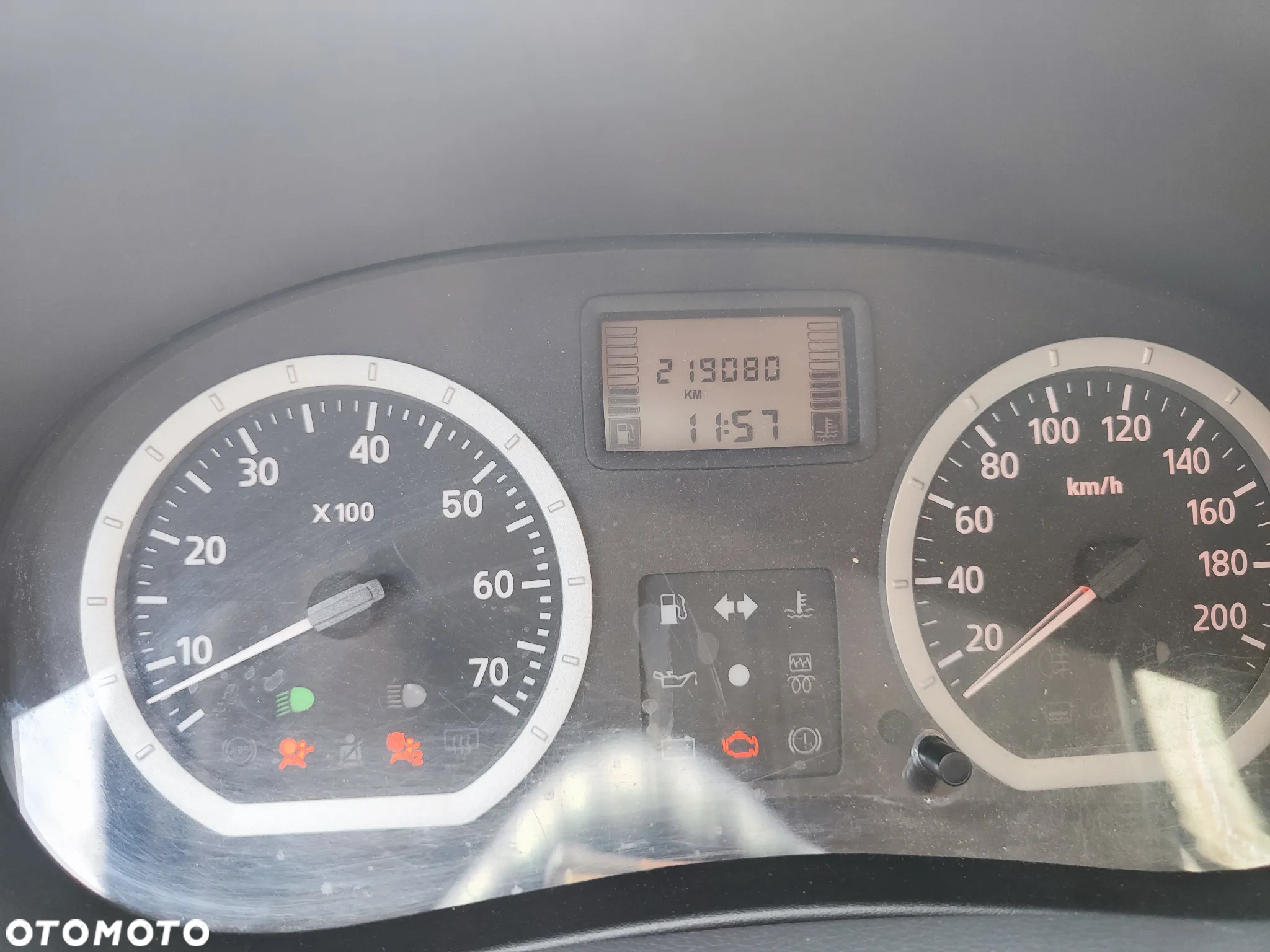 Dacia Logan 1.6 Laureate - 17
