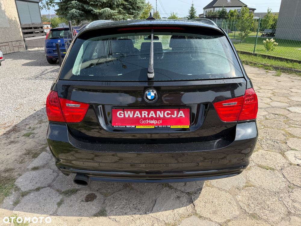 BMW Seria 3 320i Touring Edition Exclusive - 10