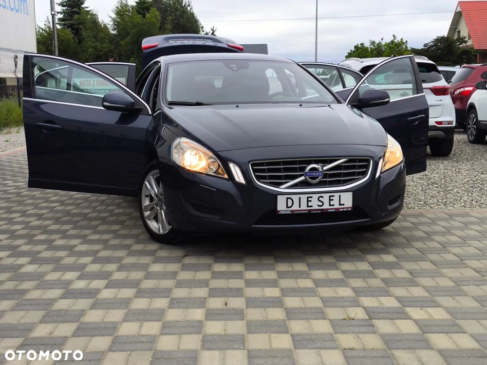 Volvo S60 D3 Momentum - 14