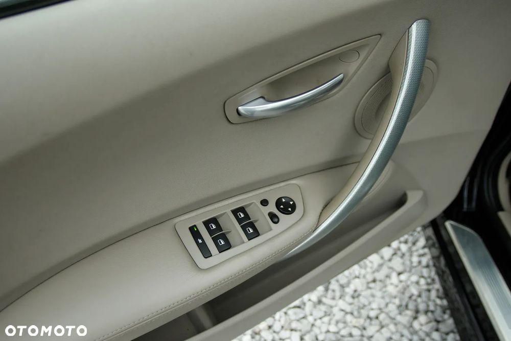 BMW Seria 1 - 23