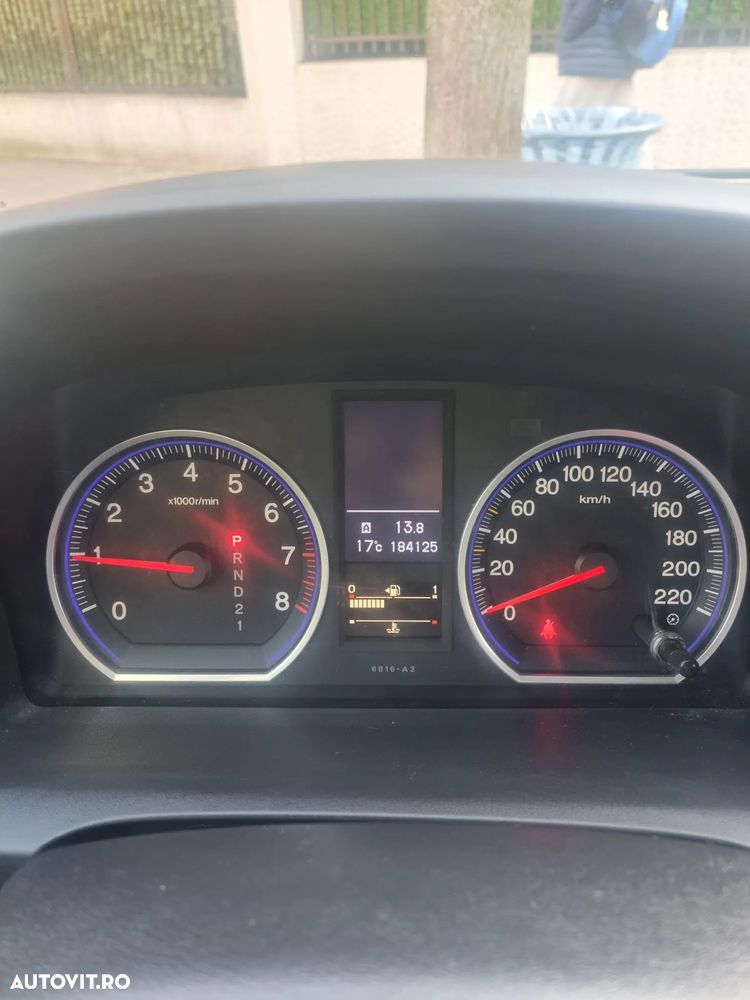 Honda CR-V 2.0i-VTEC Automatik Executive - 6