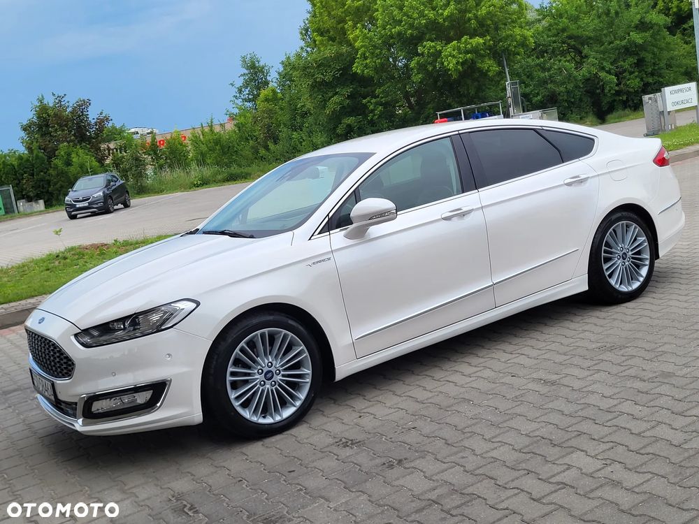 Ford Mondeo 2.0 Hybrid Vignale Plus - 13