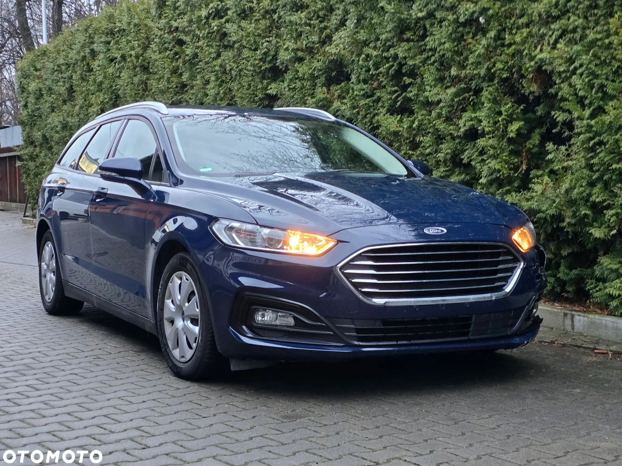 Ford Mondeo - 1