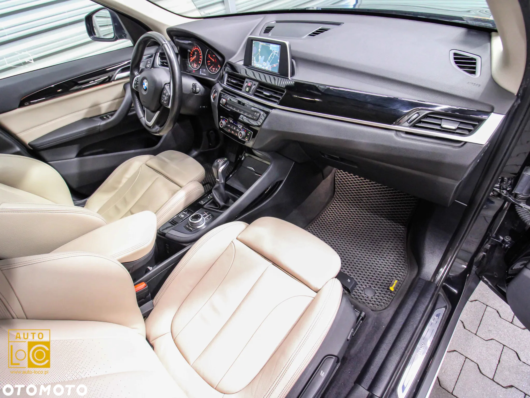 BMW X1 xDrive18d xLine - 8