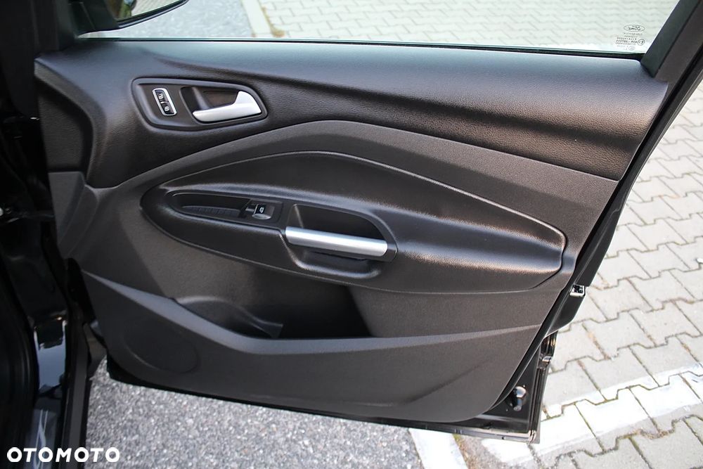 Ford Kuga 2.0 TDCi Titanium - 15