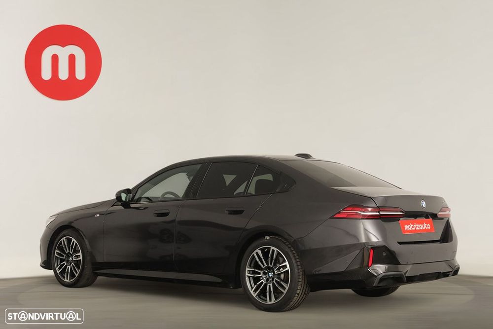 BMW 520 d Pack Desportivo M - 3