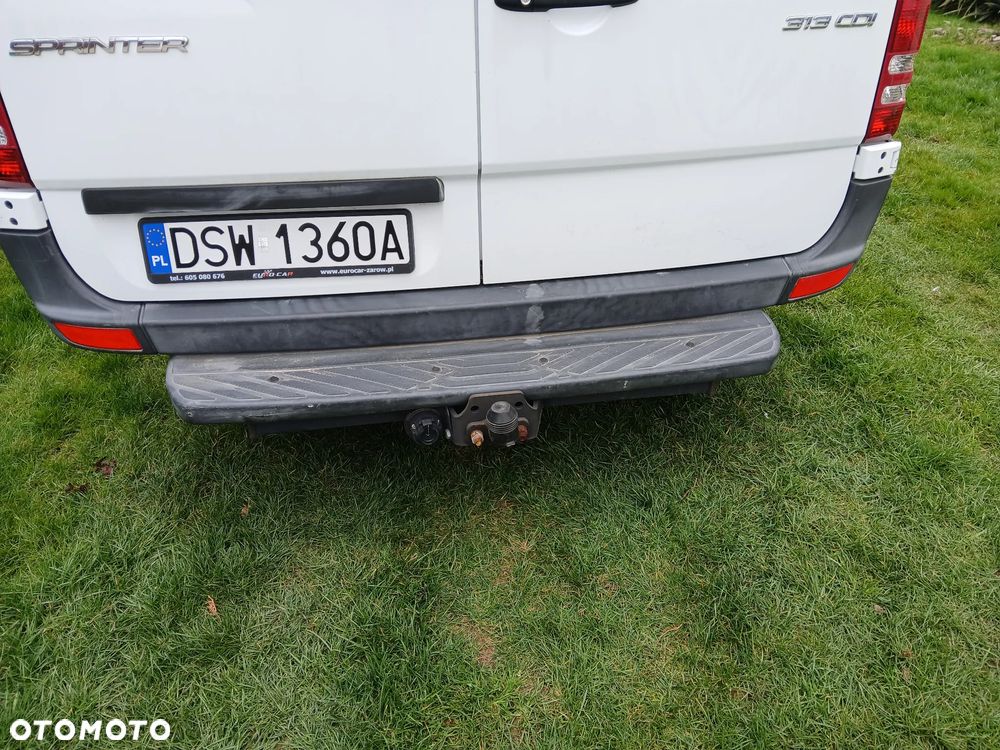 Mercedes-Benz Sprinter - 25