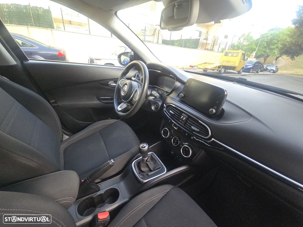 Fiat Tipo 1.3 M-Jet Lounge Tech - 22
