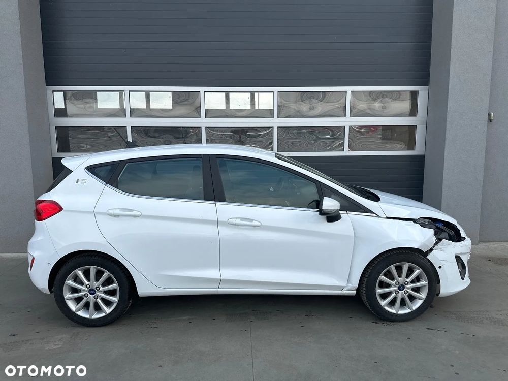 Ford Fiesta 1.5 TDCi S&S TITANIUM - 6
